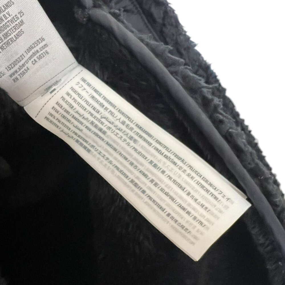 Women's Abercrombie‎ & Fitch Black Asymmetrical Fleece Quilted Coat Size Small - Picture 5 of 5